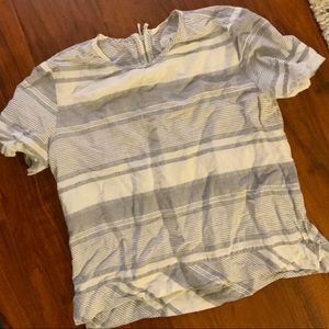 Lou &Grey Linen Stripped Top